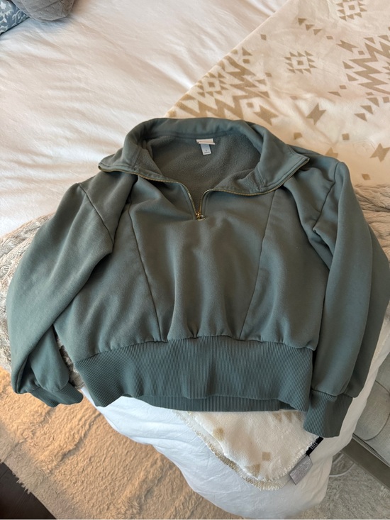 a new day Tops - a new day Sage Green Cropped Fleece-Lined Pullover Size L